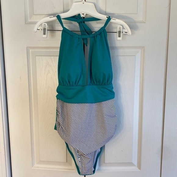 Cupshe Teal Green Halter One Piece Bathing Suit Size Large NWT - Picture 1 of 7